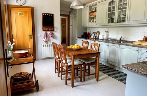 Santa Maria do Castelo House | Country House in Montalvo