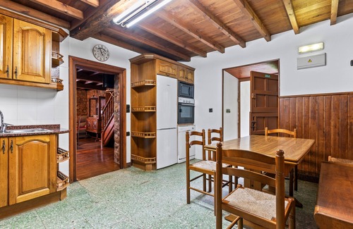Pravia House | Country House 'La Casona 1' with Mountain View, Private Terrace and Wi-Fi