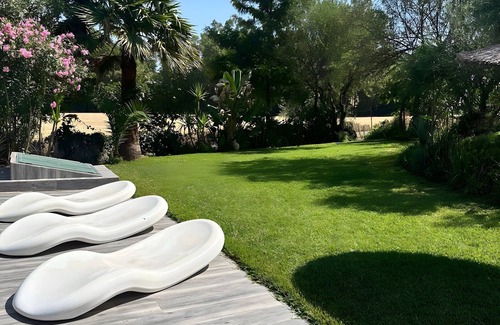 Villamartin House | Country House 'La Zua' with Private Pool, Wi-Fi and Air Conditioning