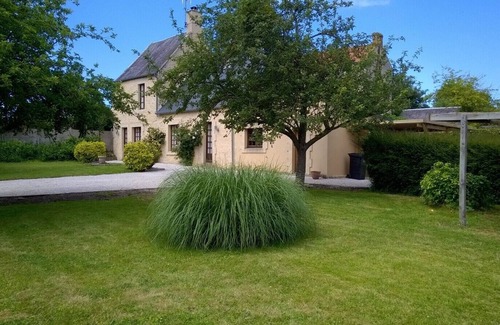 Etreham House | Country house Marie with garden near the beach