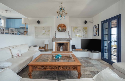 Serifos Villa | Country House 'Villa Agios Sostis' with Sea View, Wi-Fi and Air Conditioning