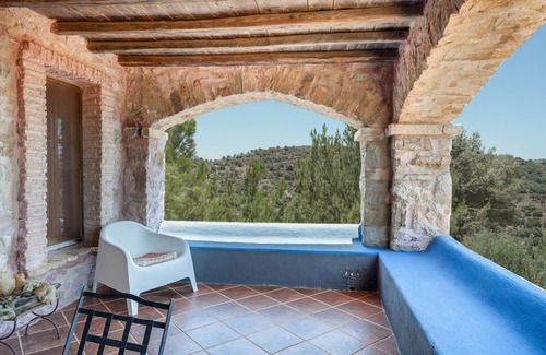 Gourna Villa | Country House 'Villa Via Savoia' with Sea View, Wi-Fi and Air Conditioning