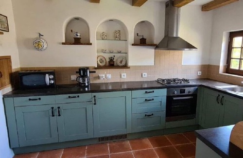 Vieillevie House | Country house with swimming pool in the Lot valley