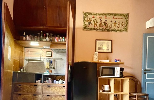 Elmas House | Country house with view of Cagliari lagoon and large garden