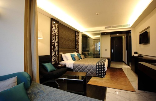 Nagavara Hotel | Country Inn & Suites by Radisson, Bengaluru Hebbal Road