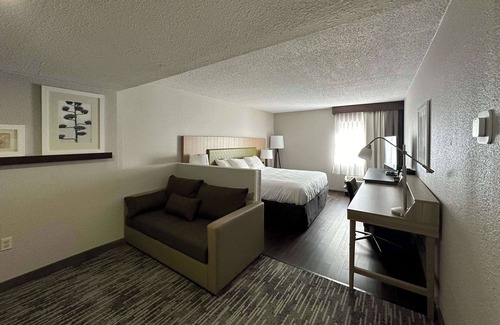 Spring Hill Hotel | Country Inn & Suites By Radisson, Dunbar - Charleston