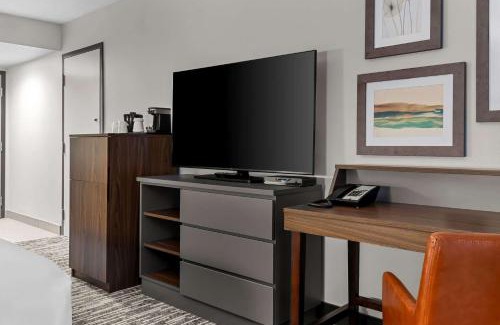 Winnipeg Hotel | Country Inn & Suites by Radisson, Winnipeg, MB