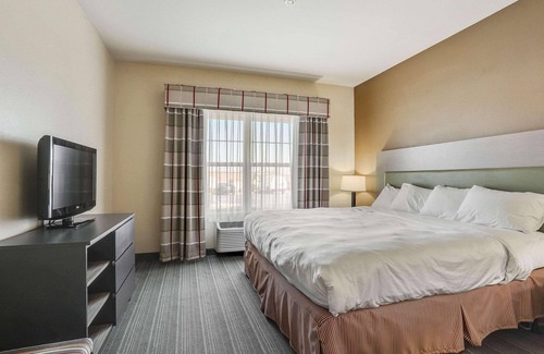 Ashwaubenon Hotel | Country Inn & Suites by Radisson, Green Bay, WI