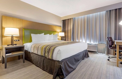 Lumberton Hotel | Country Inn & Suites by Radisson, Lumberton, NC