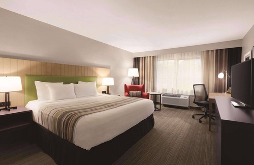 Bothell Hotel | Country Inn & Suites by Radisson, Seattle-Bothell, WA