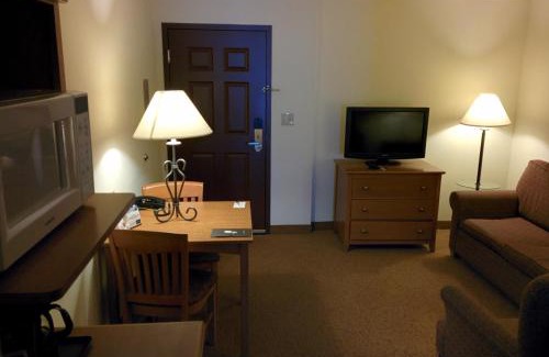 Mount Saint Joseph Hotel | Country Inn & Suites by Radisson, Cincinnati Airport, KY