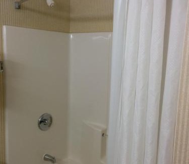 Mount Saint Joseph Hotel | Country Inn & Suites by Radisson, Cincinnati Airport, KY