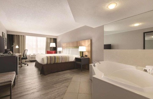 London Hotel | Country Inn & Suites by Radisson, London, KY