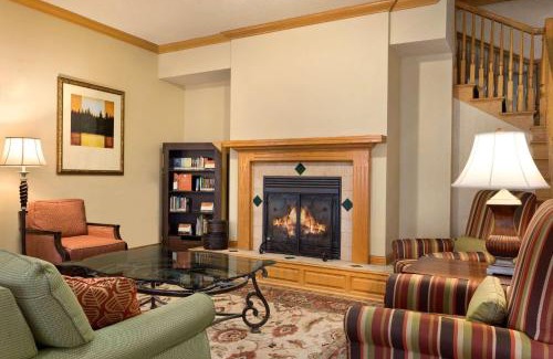 Salina Hotel | Country Inn & Suites by Radisson, Salina, KS