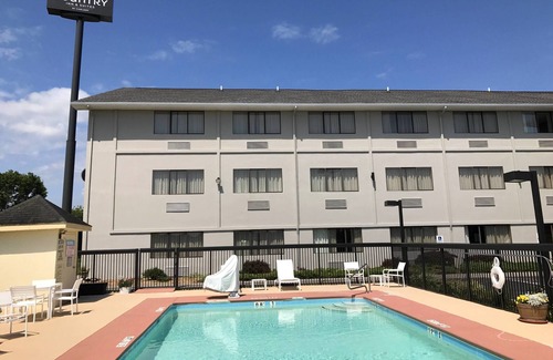 Abingdon Hotel | Country Inn & Suites by Radisson, Abingdon, VA