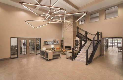 Grand Rapids Hotel | Country Inn & Suites by Radisson, Grand Rapids East, MI