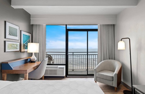 Northeast Virginia Beach Hotel | Country Inn & Suites by Radisson, Virginia Beach (Oceanfront), VA
