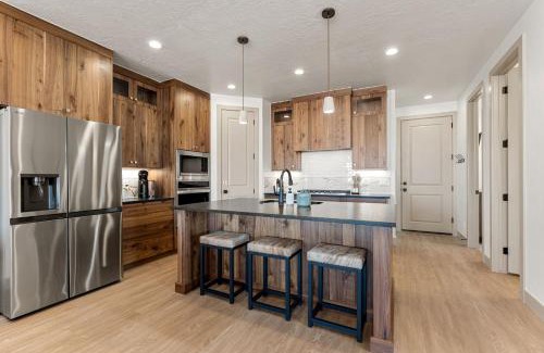 St. George House | Country is Cool Again townhouse