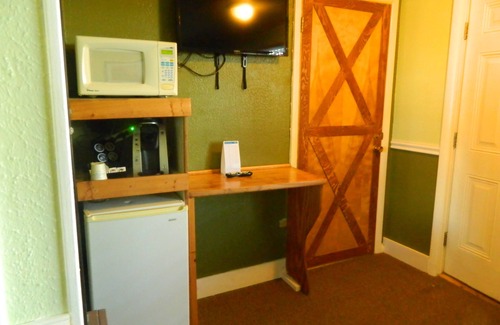 Livingston Hotel | Country Motor Inn