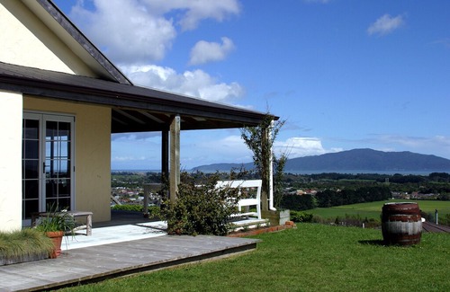 Waikanae House | Country Patch B&B "The Villa"