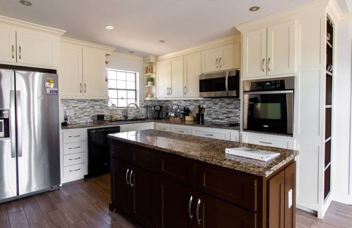 Rockwall House | Country Retreat near Dallas: fishing, firepit, fireplace, fall dates available