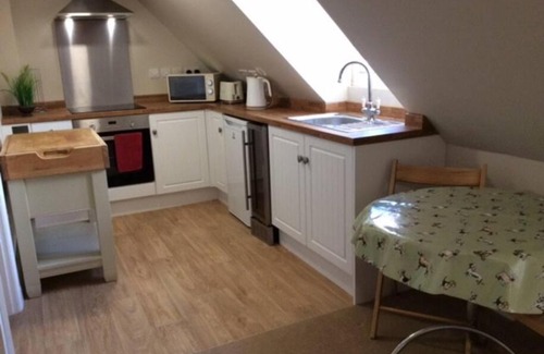 Malmesbury Apartment | Country Studio Apartment
