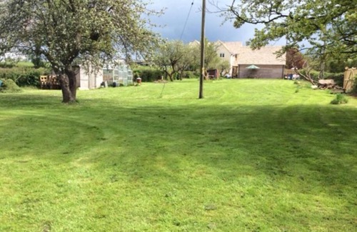 Malmesbury Apartment | Country Studio Apartment