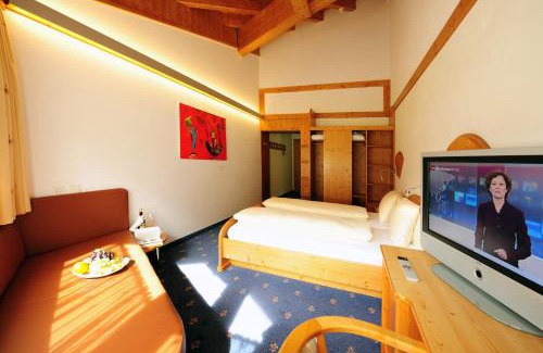 Ravaisch Hotel | Country Wellnesshotel Bündnerhof