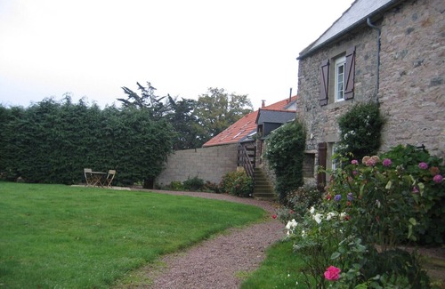 Erquy Apartment | Countryside apartment near the sea (sleeps 2 to 4)