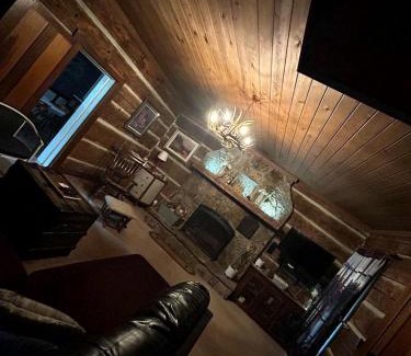 McMinnville House | Countryside Cabin Incredible for Outdoor Activities in McMinnville, Tennessee