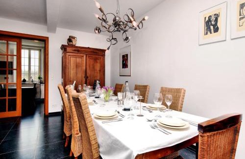 Honnay House | Countryside Escape for 9, cleaning included