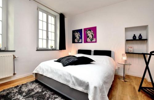 Honnay House | Countryside Escape for 9, cleaning included