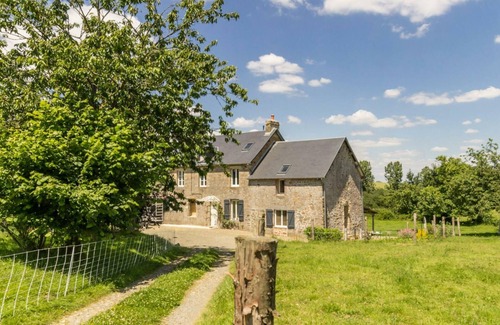 Bourguenolles Cottage | Countryside Retreat Near Granville & Mont St-Michel with Garden, Fireplace & Parking