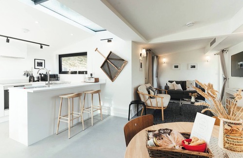Boughton-under-Blean House | Countryside retreat near Whitstable & Canterbury - Hop-pickers Hut - The Scuppet