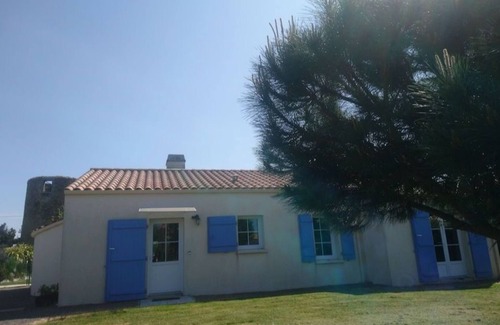 Talmont-Saint-Hilaire Villa | Coup de Coeur, 3 bedroom 100m2 Vendée villa near an old mill with swimming pool