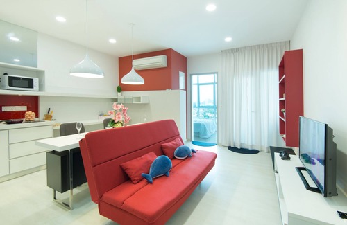 George Town Apartment | Couples Getaway Gorgeous Suites