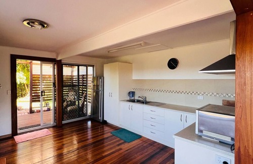 Possum Brush Cottage | Couples Retreat the Valley view cottage, epic viewn