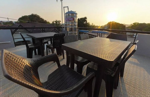 Santa Maria Apartment | Couple’s Suite Life in Santa Maria