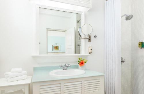 Tower Isle Resort | Couples Tower Isle