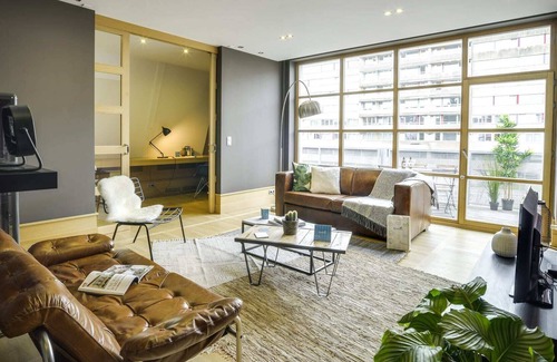 Ixelles Apartment | Couronne II - Three Bedroom Apartment, Sleeps 6