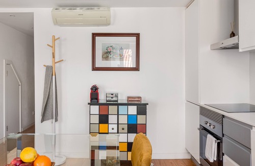 Sacramento Apartment | Courtesy Chiado STYLISH & SUNNY