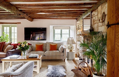 France Lynch Bed & Breakfast | Courthouse Luxury Accommodation