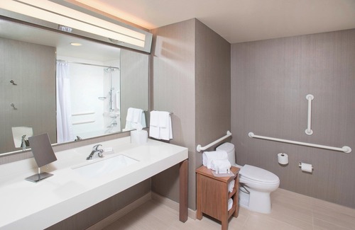 Redwood City Hotel | Courtyard by Marriott Redwood City