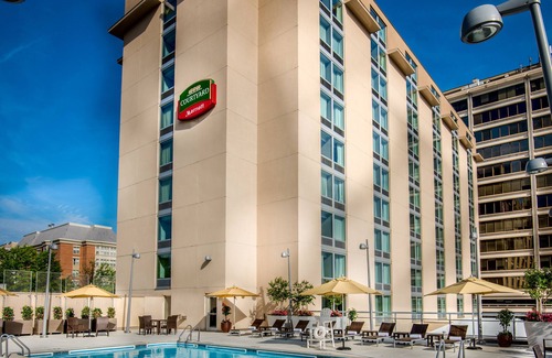 Friendship Village Hotel | Courtyard by Marriott Bethesda/Chevy Chase