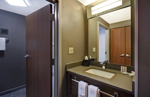 Mount Saint Joseph Hotel | Courtyard by Marriott Cincinnati Airport