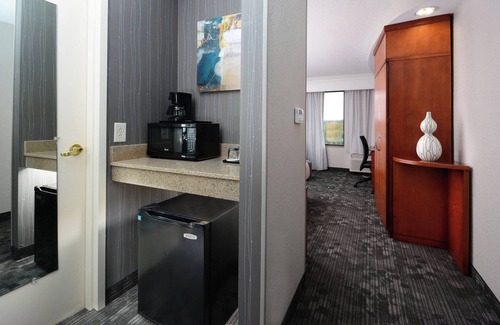 Danville Hotel | Courtyard by Marriott Danville