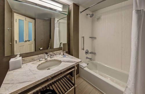 Herndon Hotel | Courtyard by Marriott Dulles Airport Herndon