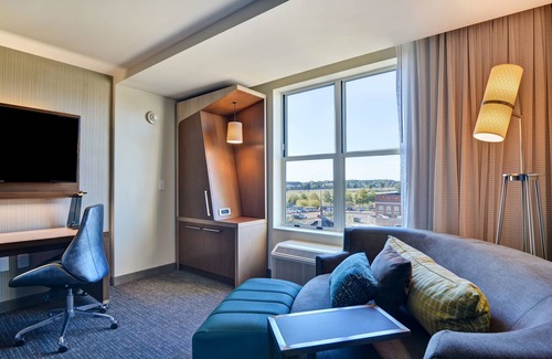 Madison Hotel | Courtyard by Marriott Jackson Madison