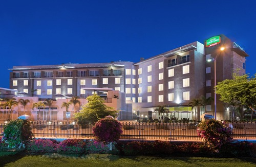 New Kingston Hotel | Courtyard by Marriott Kingston, Jamaica