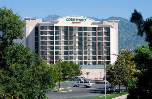 Monrovia Hotel | Courtyard by Marriott Los Angeles Pasadena/Monrovia